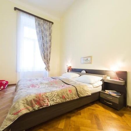 Apartment On Tabidze 3/5 Tbiliszi Kültér fotó