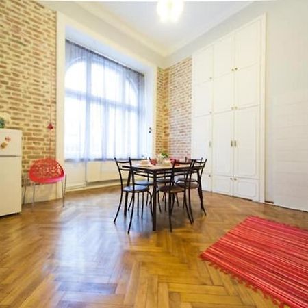 Apartment On Tabidze 3/5 Tbiliszi Kültér fotó