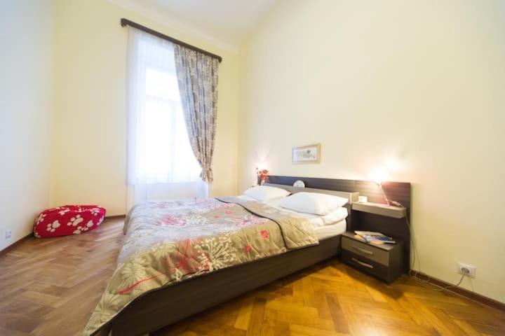 Apartment On Tabidze 3/5 Tbiliszi Kültér fotó
